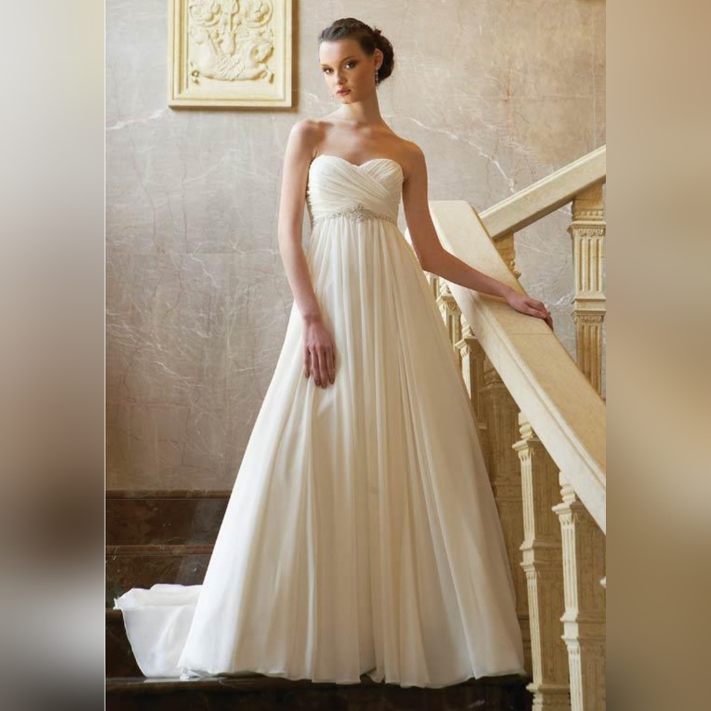 New Jasmine  Bridal collection Strapless Dress, F274, Size 4, Street Size 2